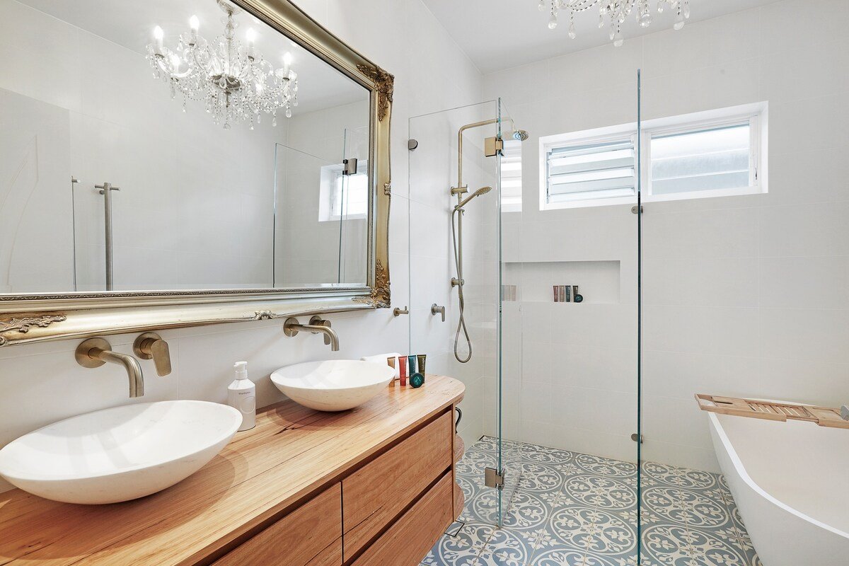 Absolute Beachfront Luxury in Narrabeen gallery image 5