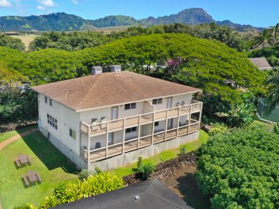 10 Bedroom Sleep 24 – A/C BlockTo Poipu Swim Beach