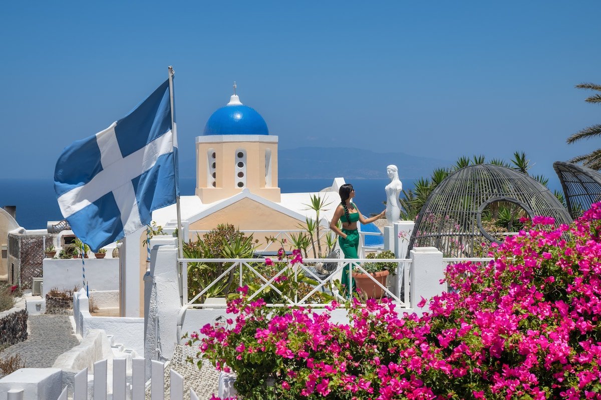 SantoriniParadise: Traditional Cave Residence, Oia gallery image 2