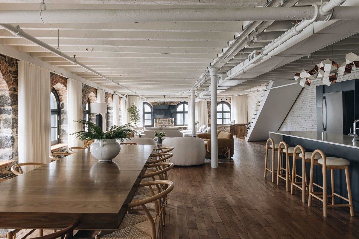 Dream 2 floor Penthouse|4BD-4BA|Old Mtl gallery image 4