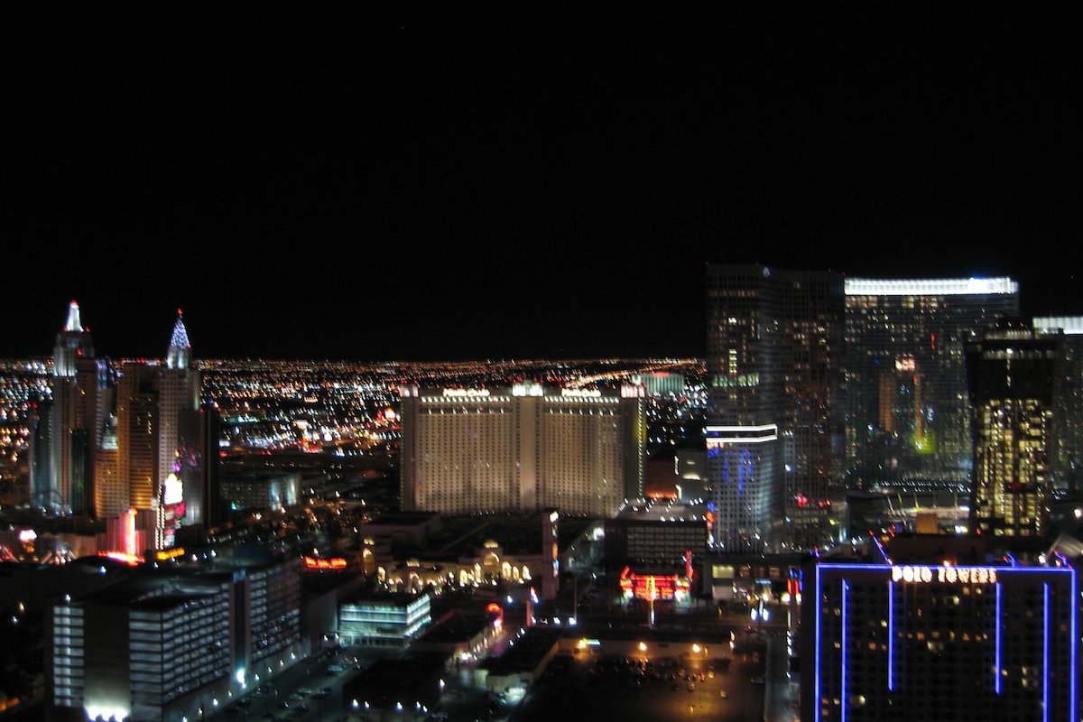 MGM Signature 2BR2BA PH Strip view No Resort Fee gallery image 4