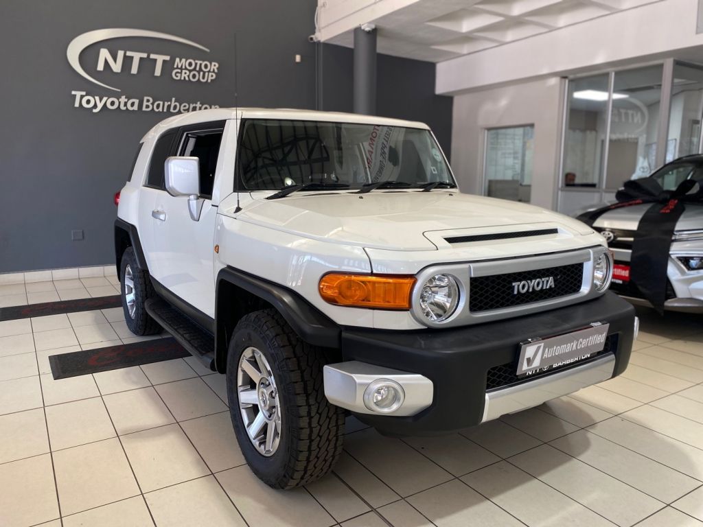 TOYOTA FJ CRUISER 4.0 V6 for Sale in South Africa