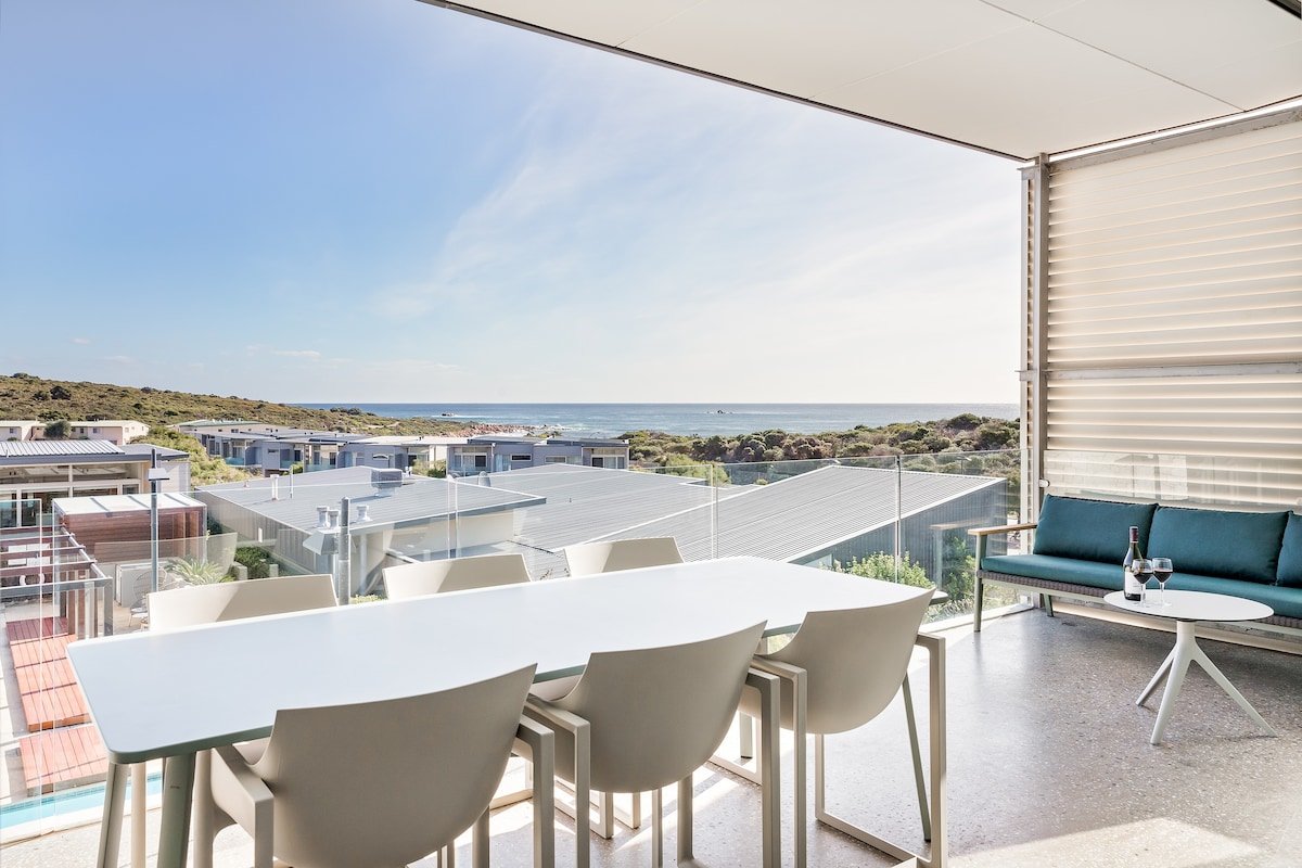 2 Bedroom Ocean View Villa @ Smiths Beach Resort gallery image 2