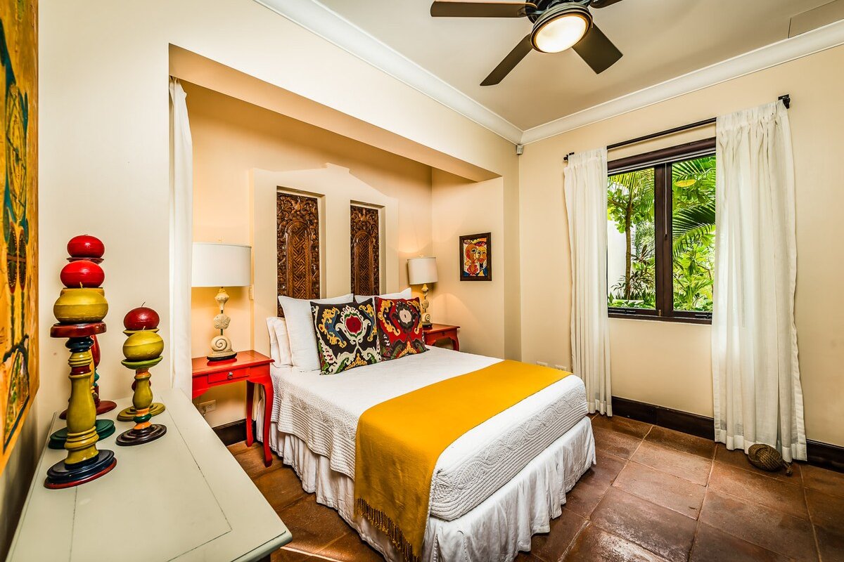 Oceanside Villa With Pool & Beach Club -Casa Cielo gallery image 3