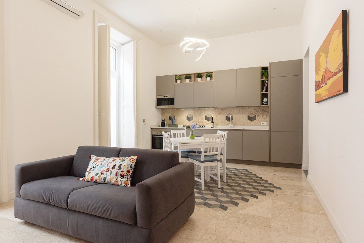 L’Orchidea al Museo welcoming home in the center gallery image 5