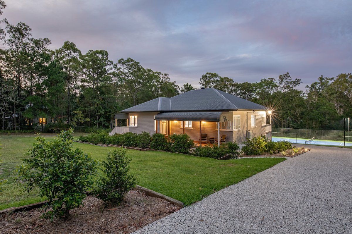 Glasshouse Retreat gallery image 3