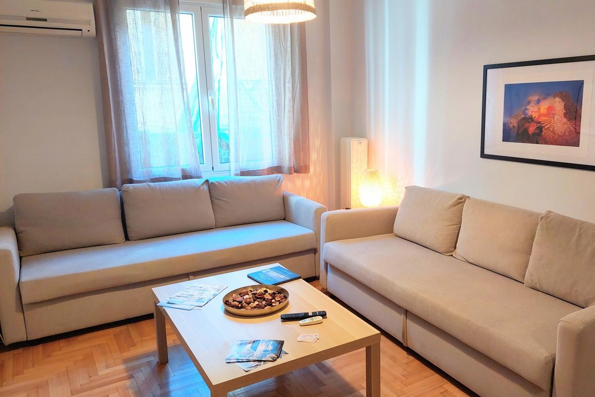 Cozy apartment in Plaka
