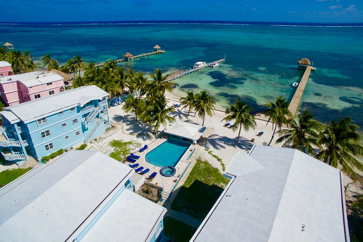 Multiple beach condos-great for groups, weddings!