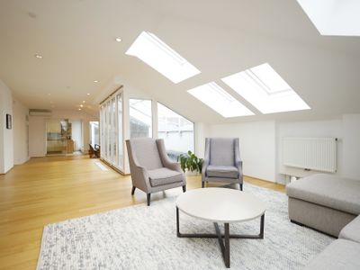 Supreme Apartment near Oper – Apt 22