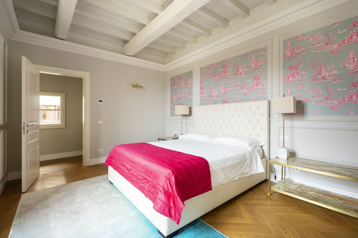 Albizi penthouse luxury apartment in florence gallery image 3