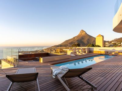 The Summit Camps Bay – Luxury Villa | Views | Pool