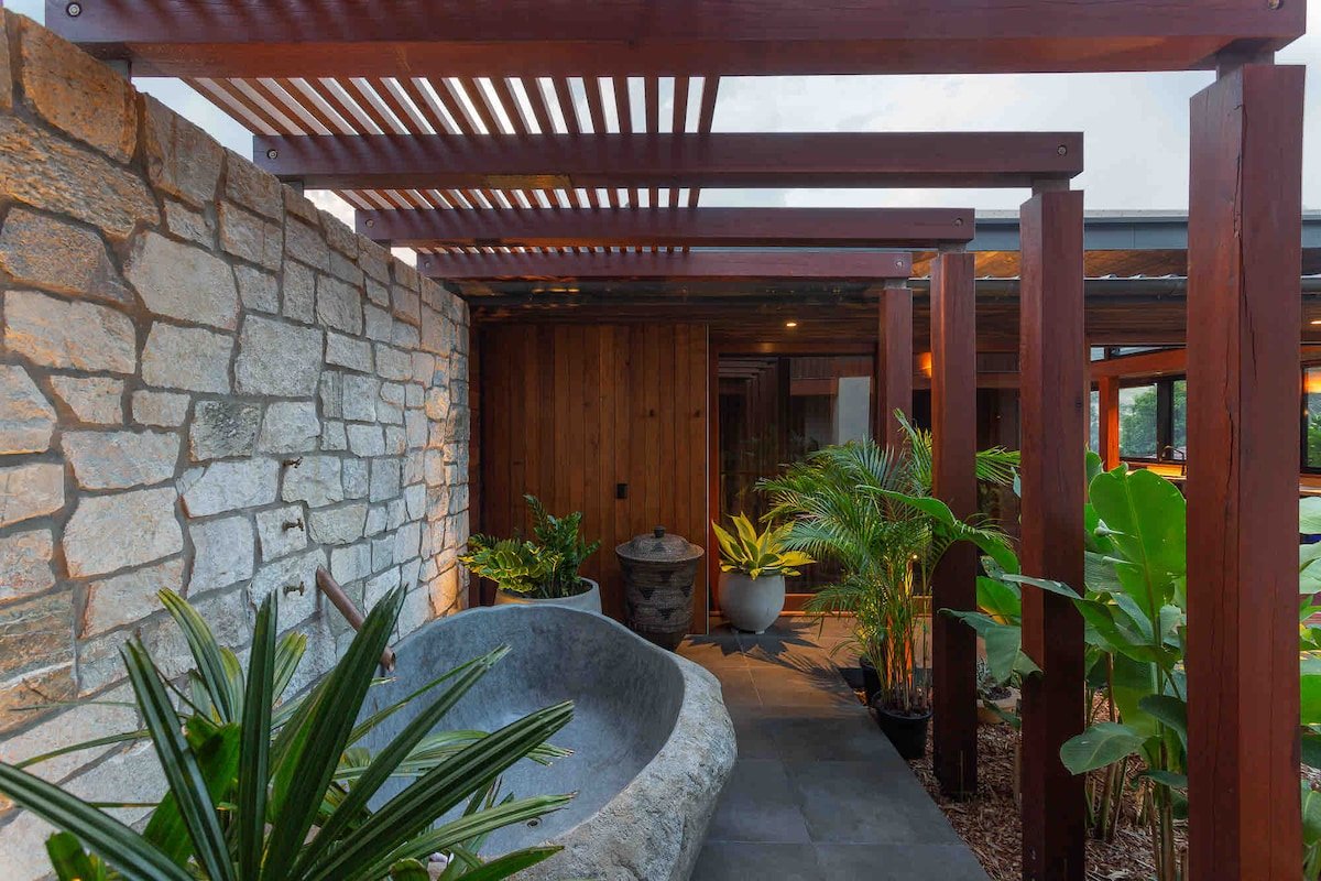 SWELL | Blueys Beachfront gallery image 3