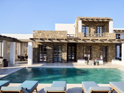 Luxury Villa Sapphire | 8′ to Town |near CavoTagoo