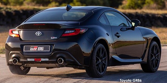 TOYOTA GR86 2.4 A/T - 17 