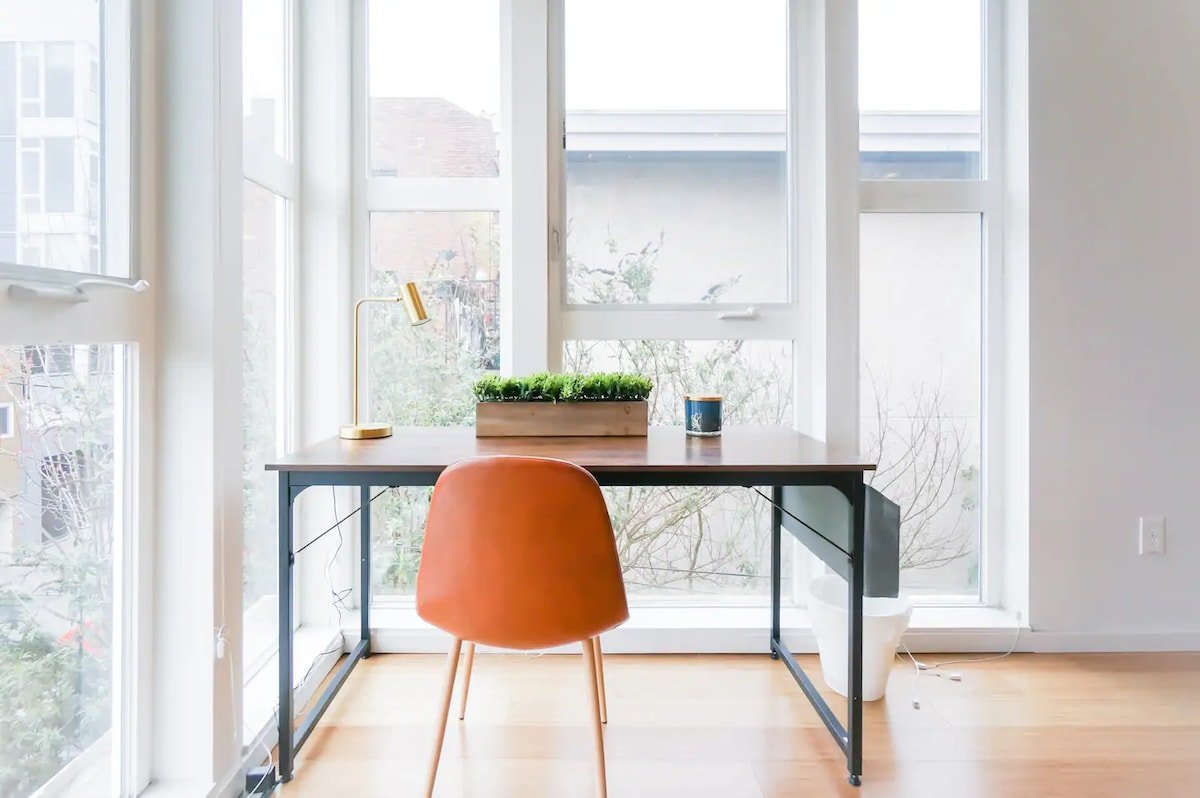 Spacious 3BR Capitol Hill Loft | Walk to Downtown gallery image 4