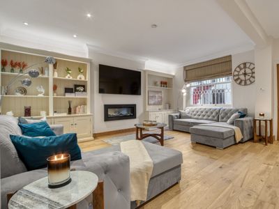 Homely 3Bed 3Bath Kensington