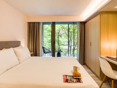 Prime Apt w/ Pvt Balcony | Rooftop+Gym+B/Center