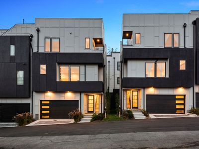 Soak Up the Skyline Views! ✦ Downtown ✦ Sleeps 24!