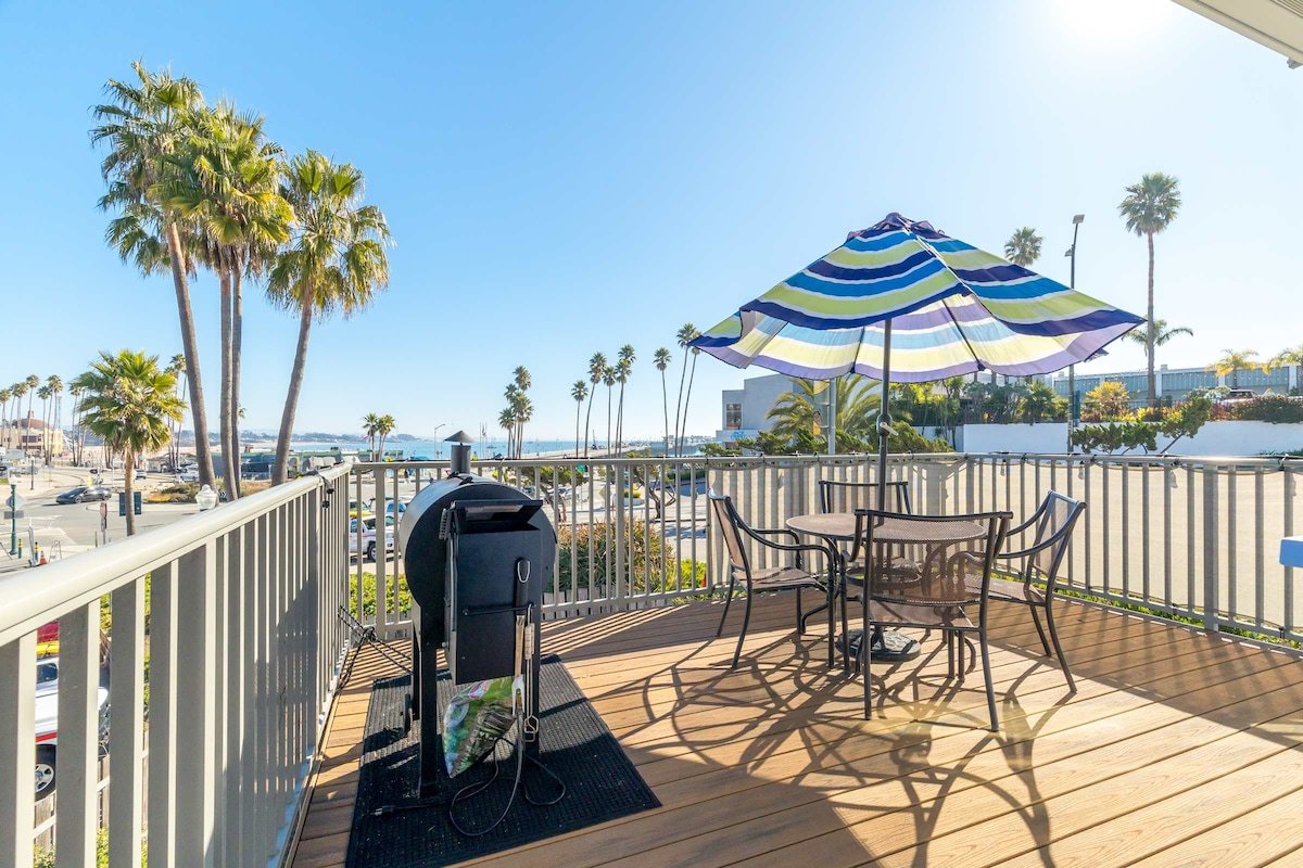 Oceanfront Beach House overlooking the Boardwalk gallery image 4