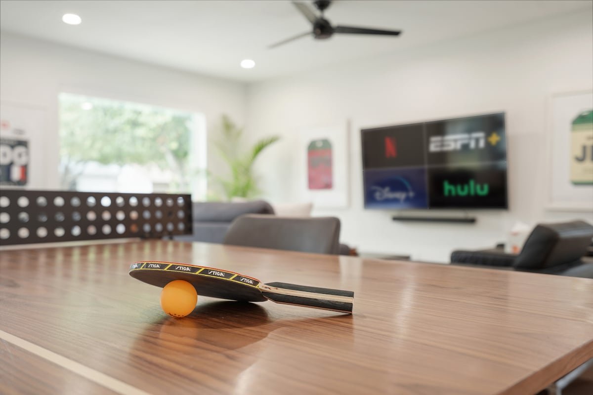 2 House Compound! 7Bedroom – PingPong – Yard Games gallery image 3