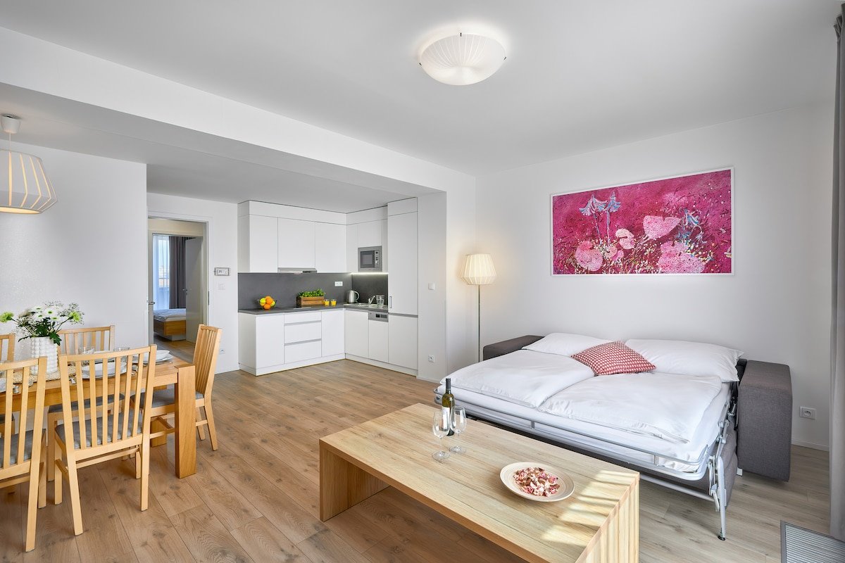 Penthouse with Terrace close to Prague Castle gallery image 3