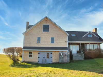 Peaceful Family-Friendly 4 Bedroom on Beacon Hill