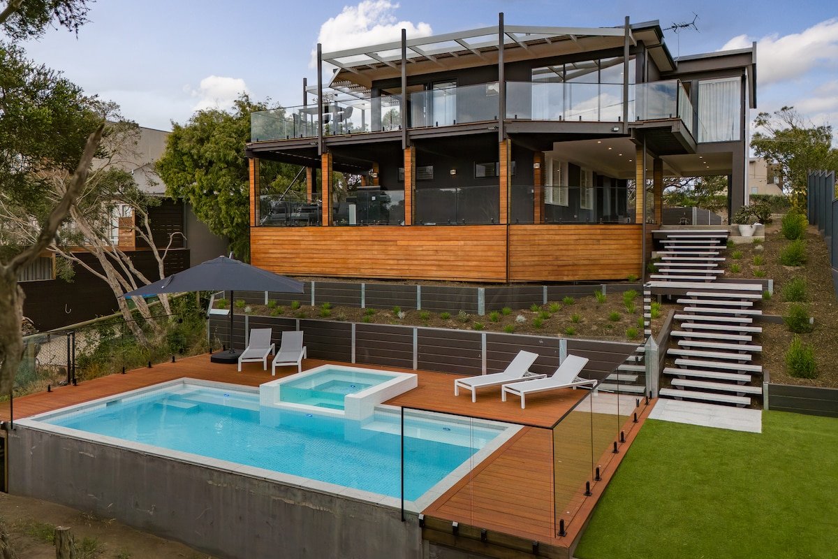 Sorrento Beach Escape gallery image 2