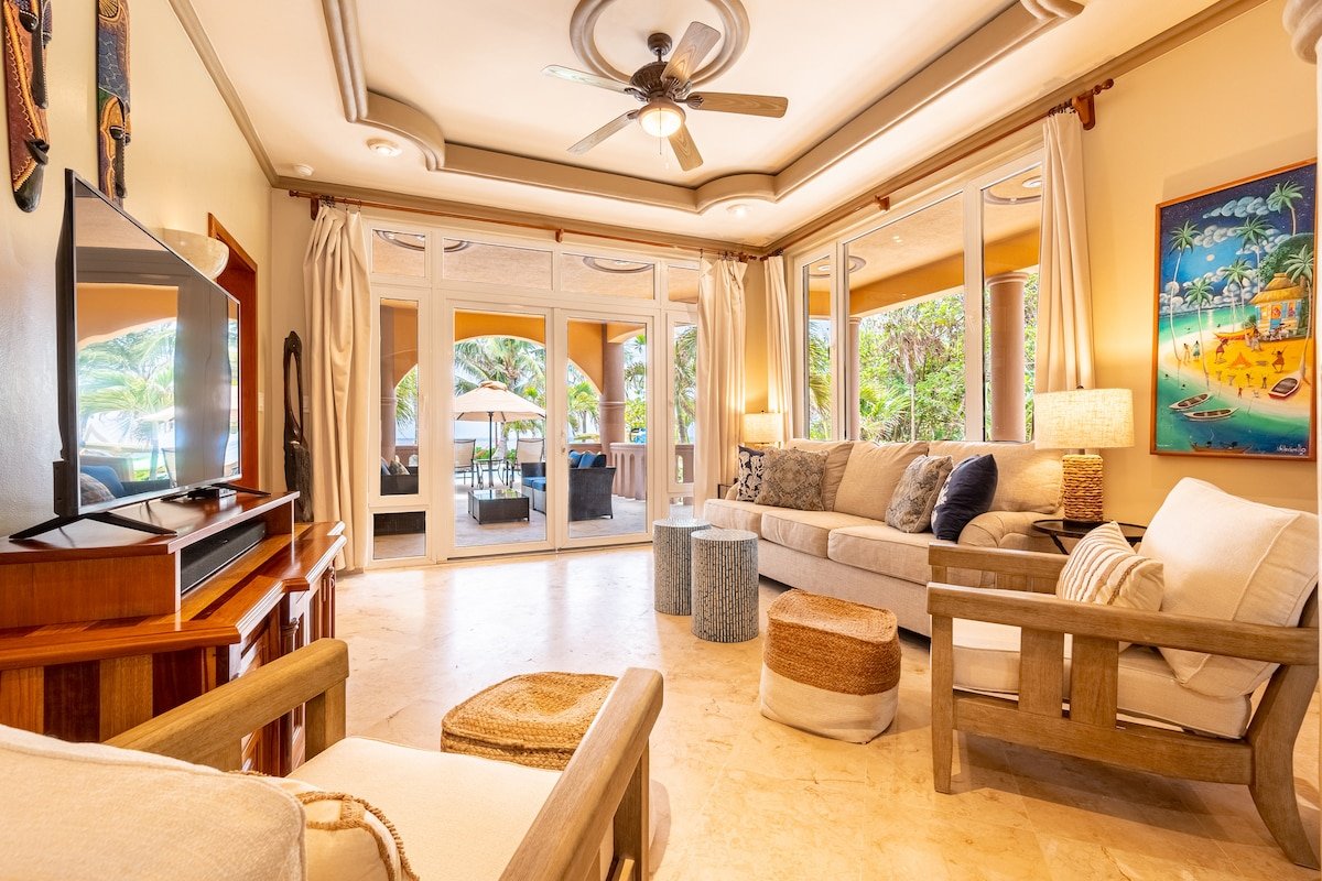 Beachfront Villa Solemar at Belizean Cove Estates