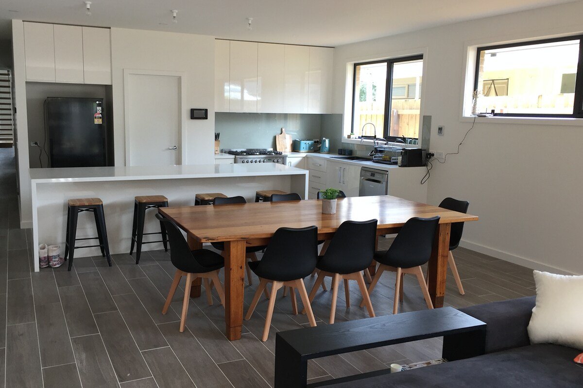 Ewinga Retreat Centrally located to beach gallery image 4