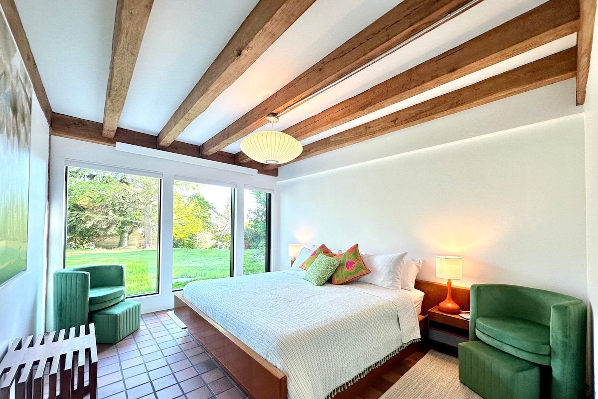 Extraordinary Newport Beach Retreat gallery image 5