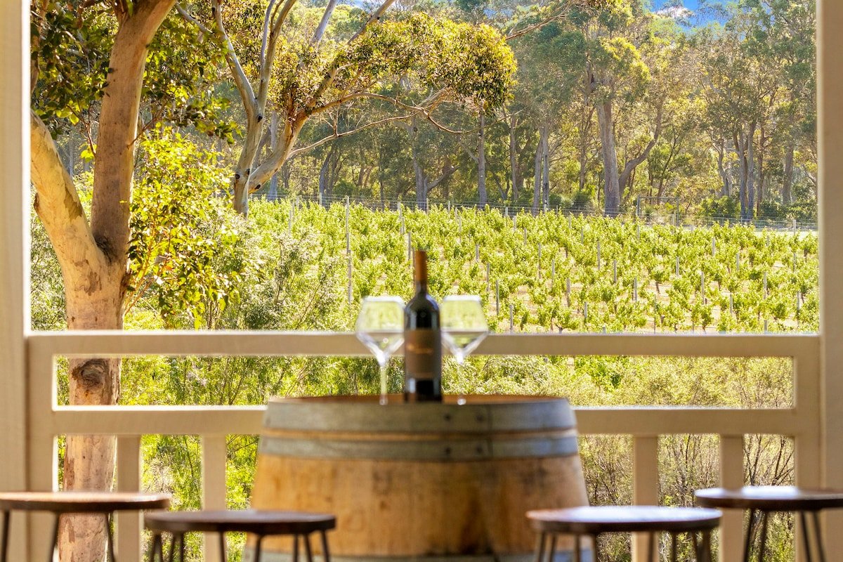 Exclusive Calgardup Estate gallery image 3