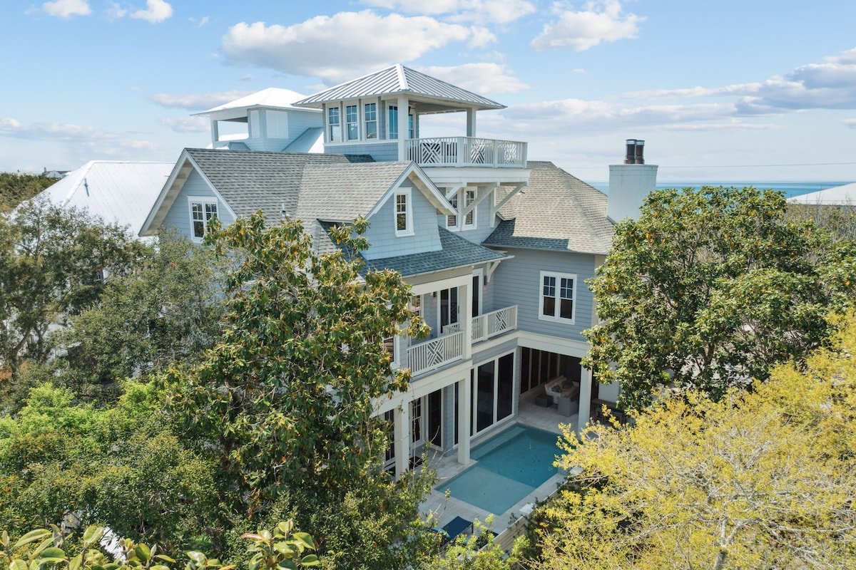 1 HOUSE OFF BEACH! Pool, LSV, Bikes, & Sleeps 20!