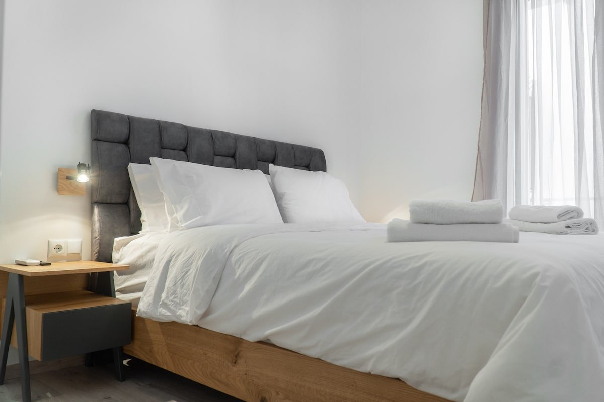 Syntagma square, 60sqm Platinum suite gallery image 4