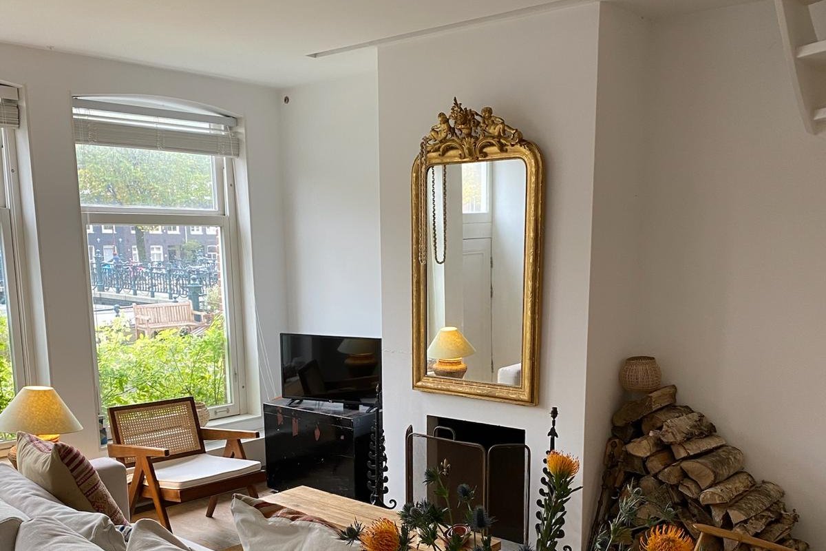 Amazing 2-story canal house with private garden! gallery image 5