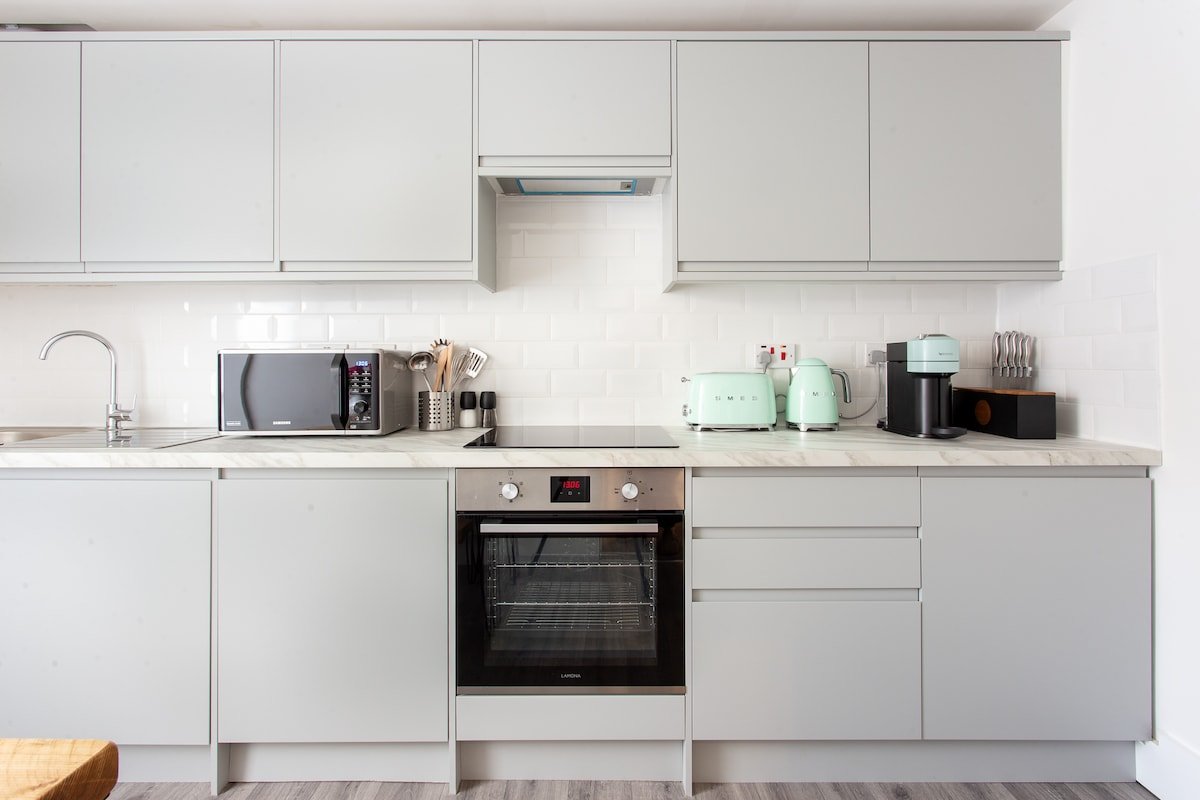 Stylish Space in Covent Garden – 2 Bed/2 Bath gallery image 4