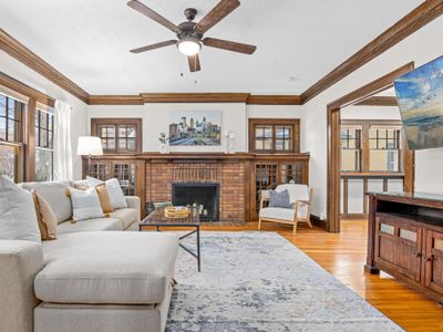 Modern Craftsman | East Harriet | 3 min to Lakes