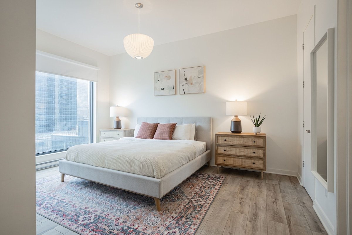 Free Indoor Parking Old Montreal 4 gallery image 5