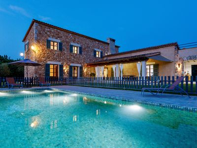 Cas Coix. Jacuzzi, gym & pool