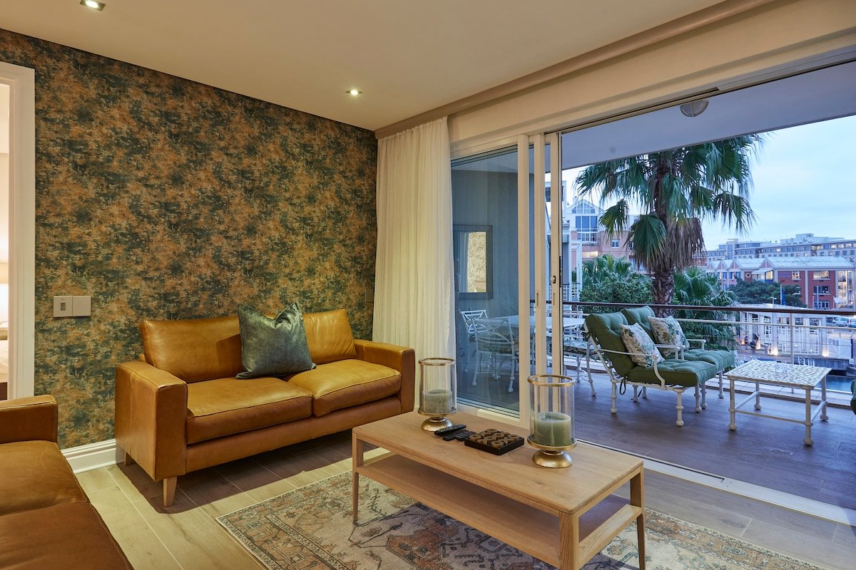 Modern V&A Waterfront Unit gallery image 2