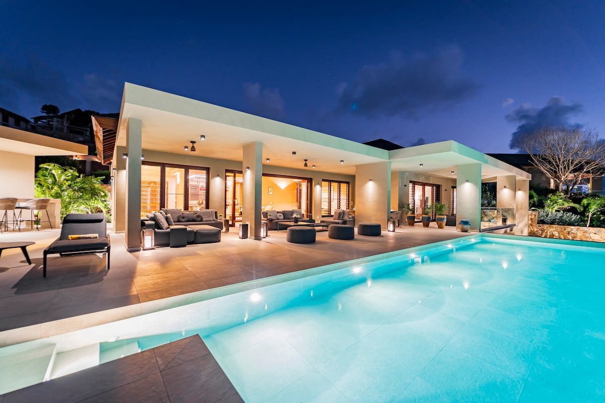 Ocean View Hilltop Luxury Villa – Ama Terrace