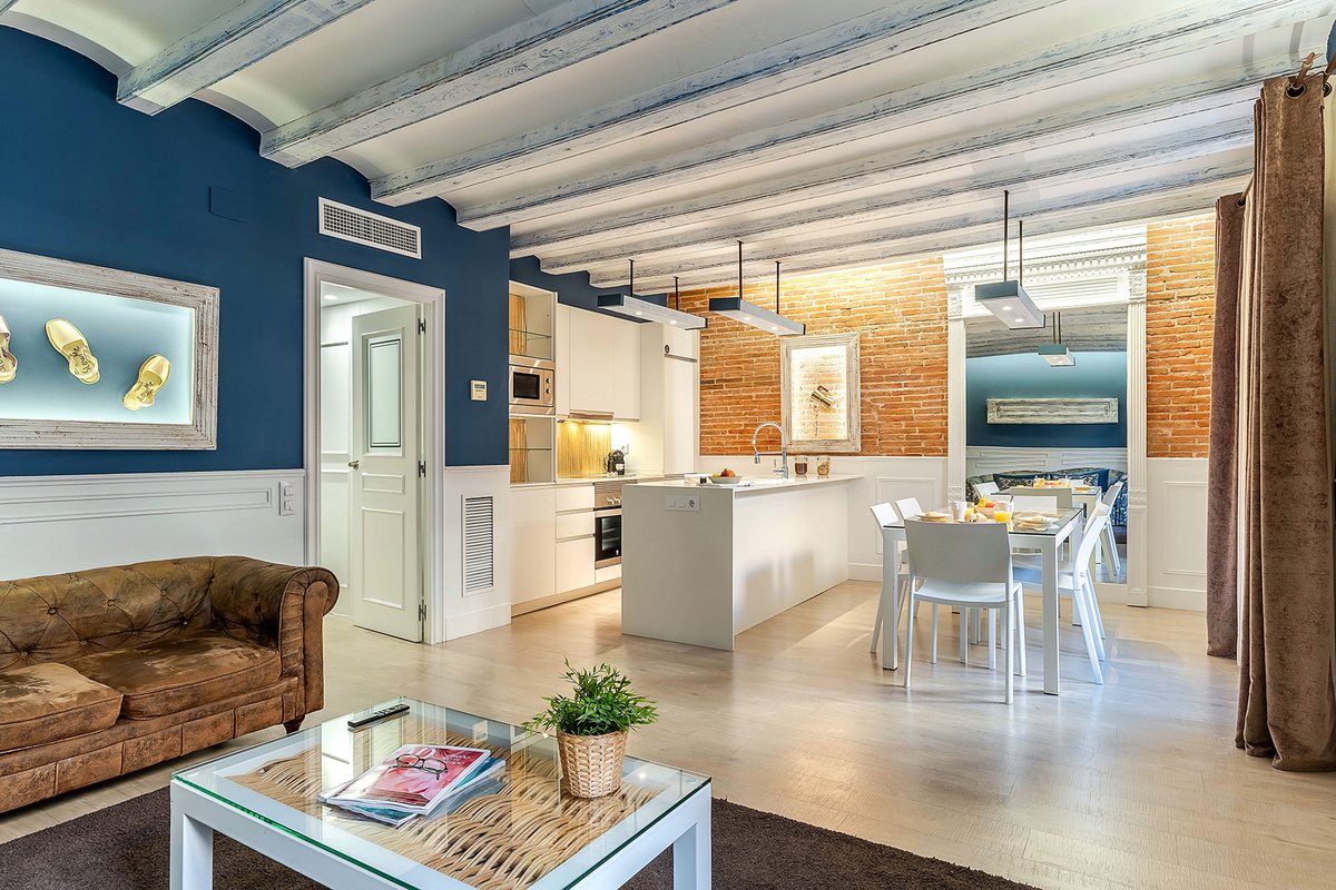 Apartment Deluxe by Colon EnjoyBCN Apartments