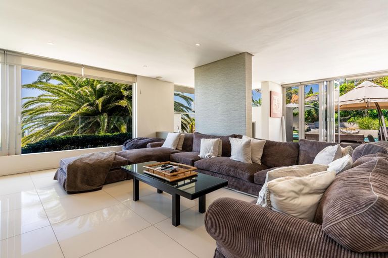 Green Point Grande - Luxury Family villa with pool