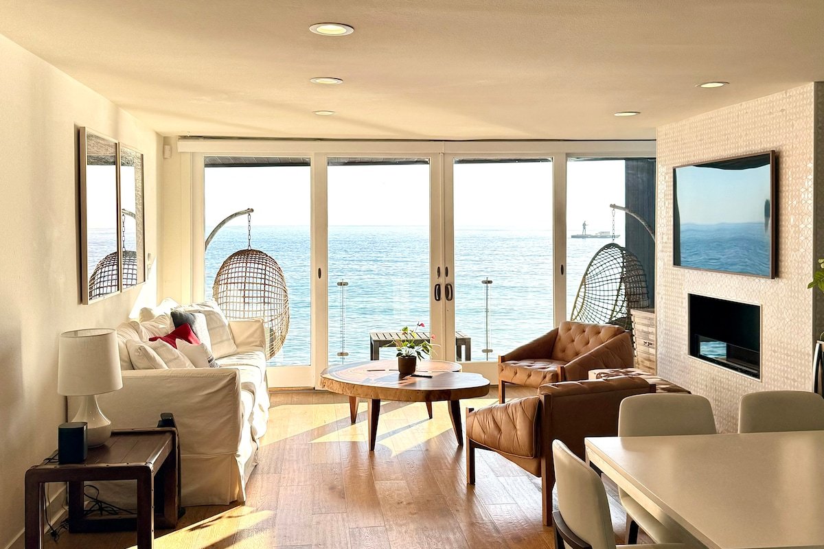 Malibu Waterfront Gallery + Private Beach Access gallery image 2