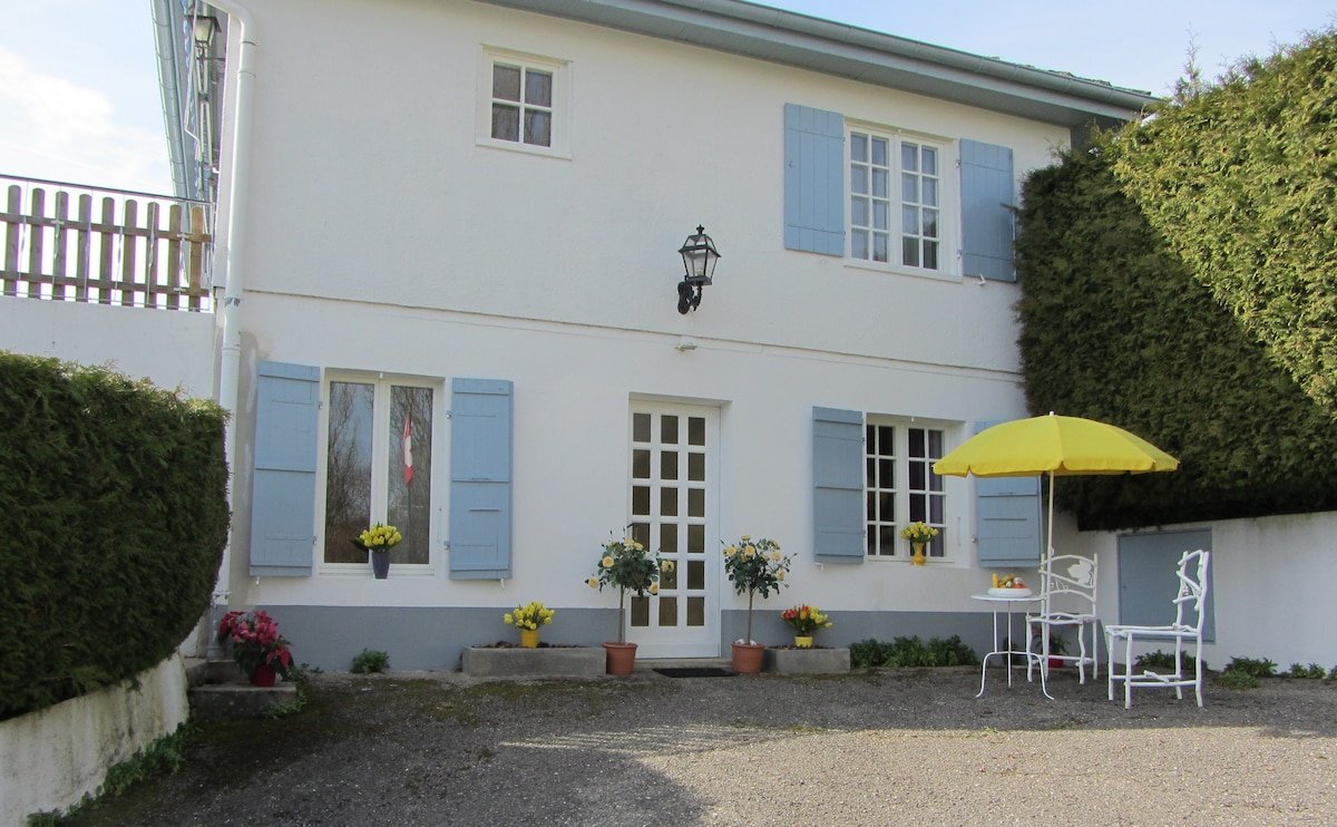 House in Villars-Burquin-Yverdon gallery image 3