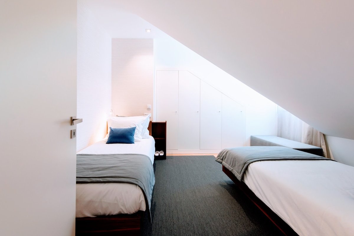 Augusta Residence top floor penthouse gallery image 4