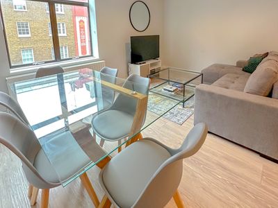 Modern, Spacious, 3bdrm,2bath ,Marylebone, 110sqm