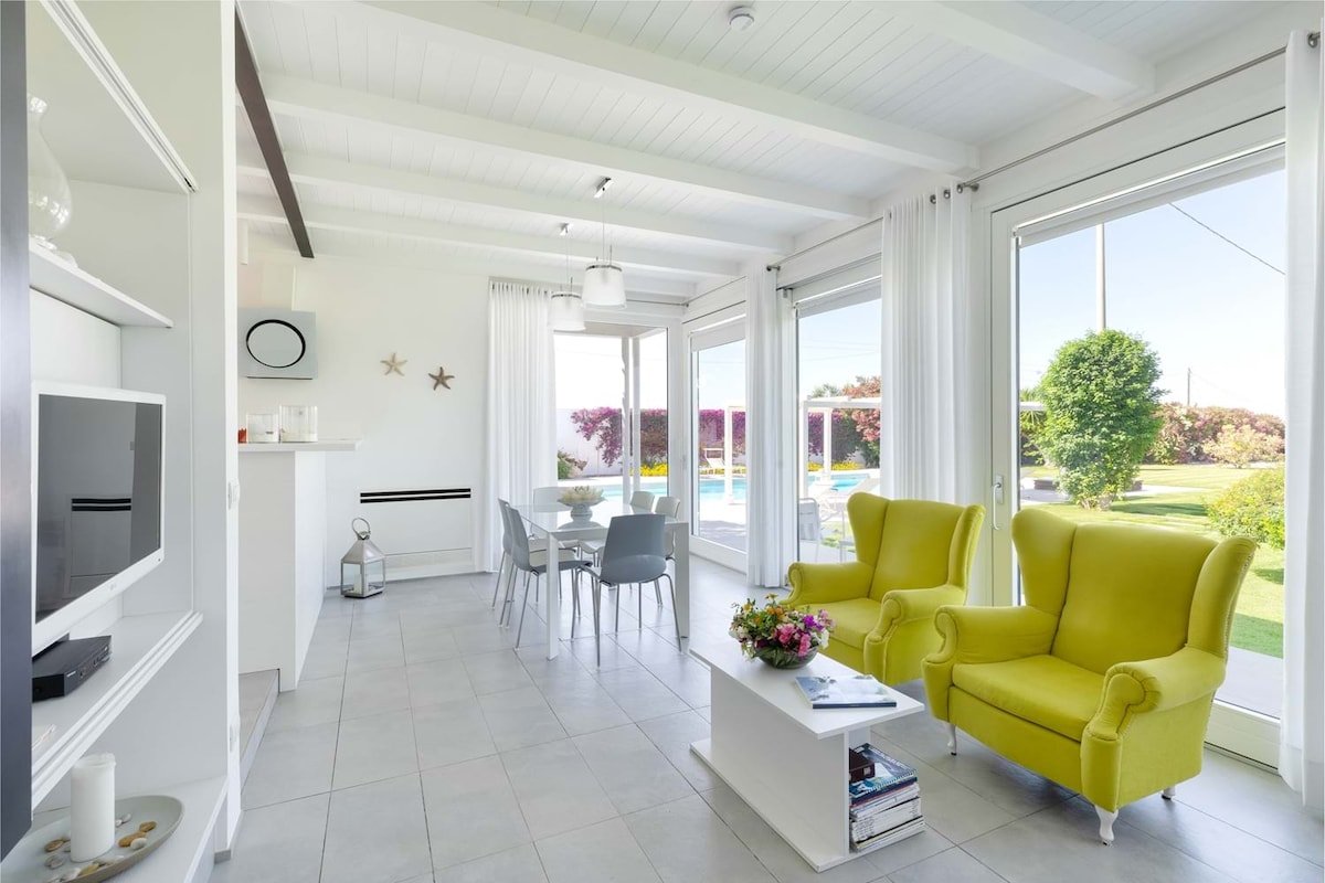 [Dominus Villas] – Villa Egnazia with private pool gallery image 5