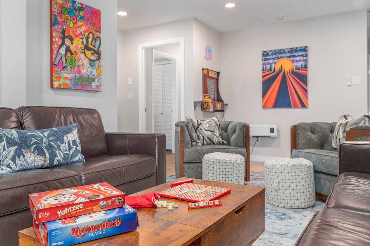 Spacious Creekside Retreat, Games, 2 x fireplaces