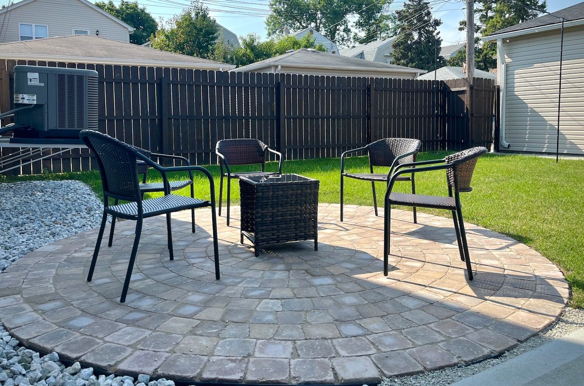 Sunny & Spacious 5Bd/4BA,Free Garage, Kid Friendly gallery image 4