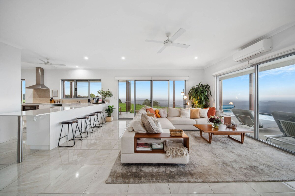 Petrichor Estate – 360 Views, Magnesium Pool & Spa gallery image 4